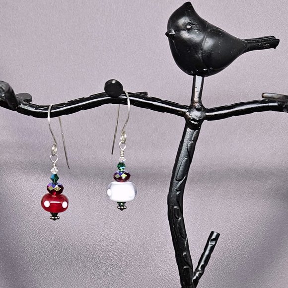 NWOT Earrings Red White & Green w/ Swarovski Crystals Handmade SS Ear wires 2" - Picture 4 of 10